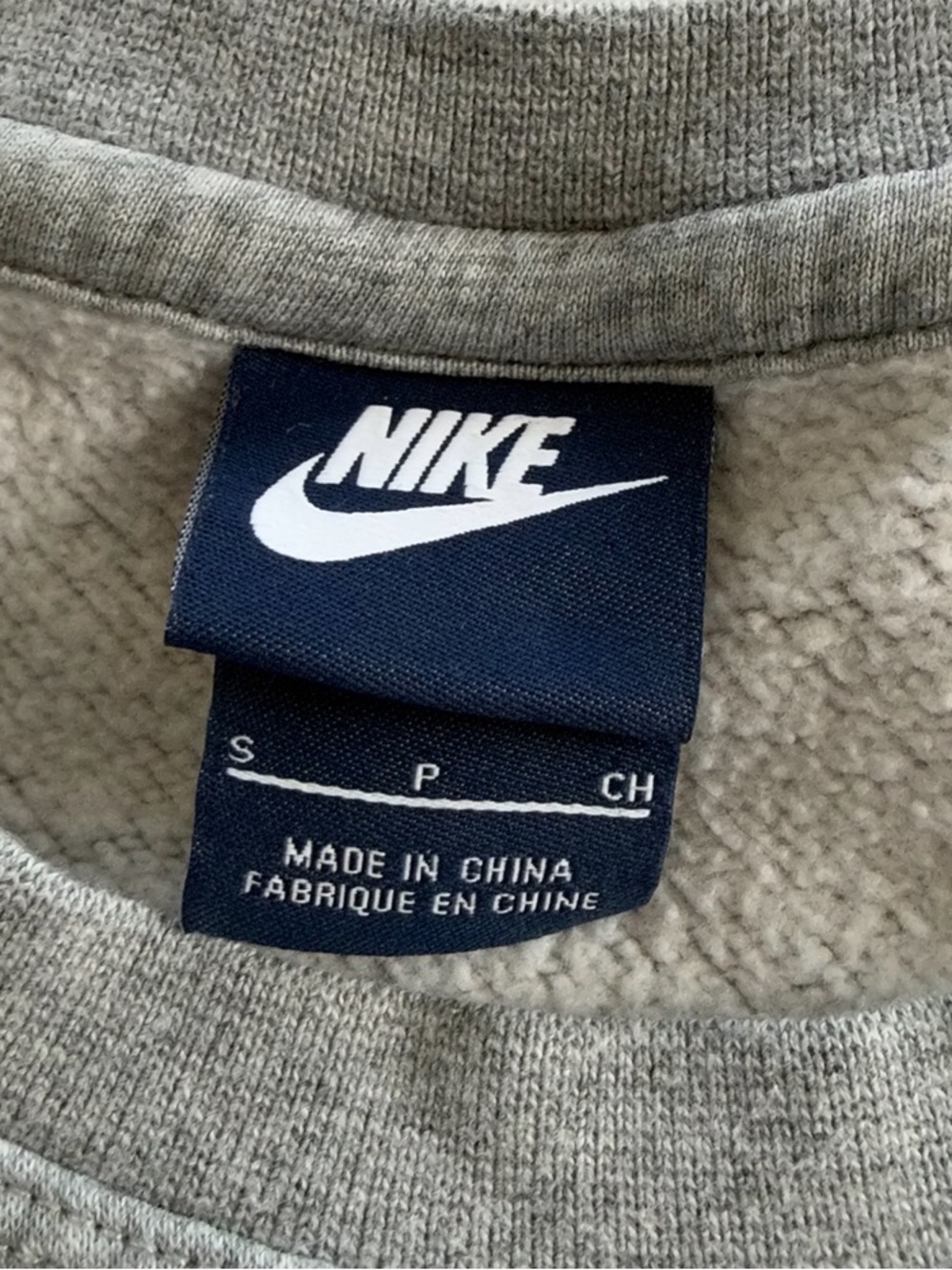 Nike Embroidered Logo Crewneck Sweatshirt, Size S - Picture 4 of 6